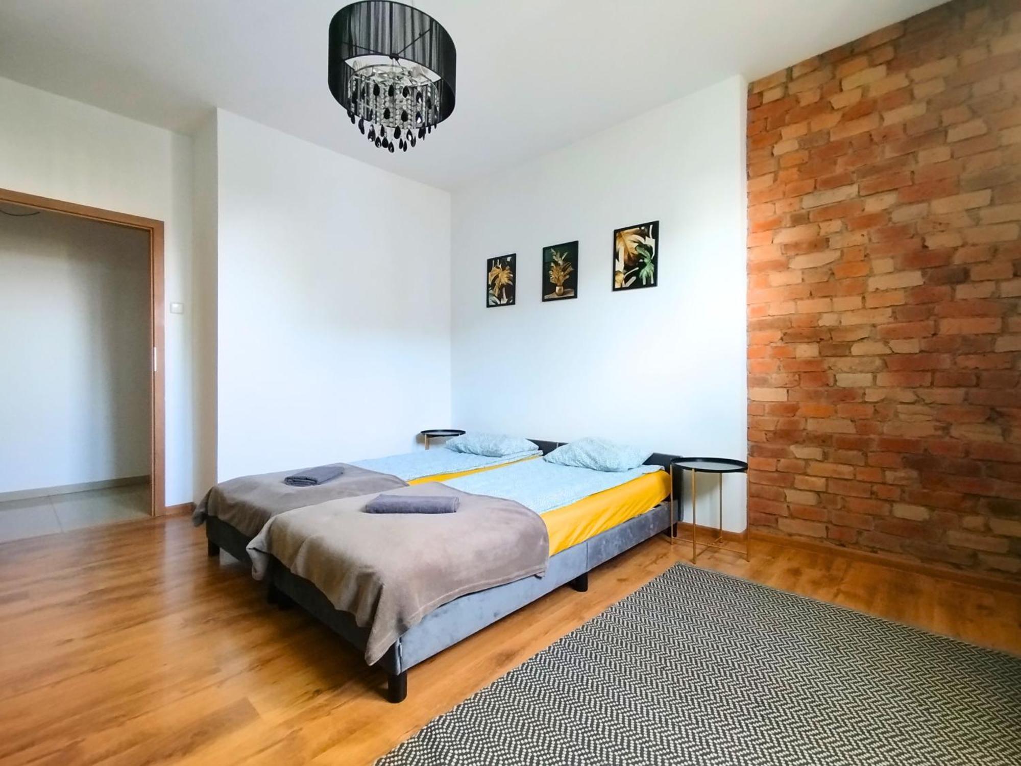 Apartament Z Ogrodem W Sercu Torunia Extérieur photo